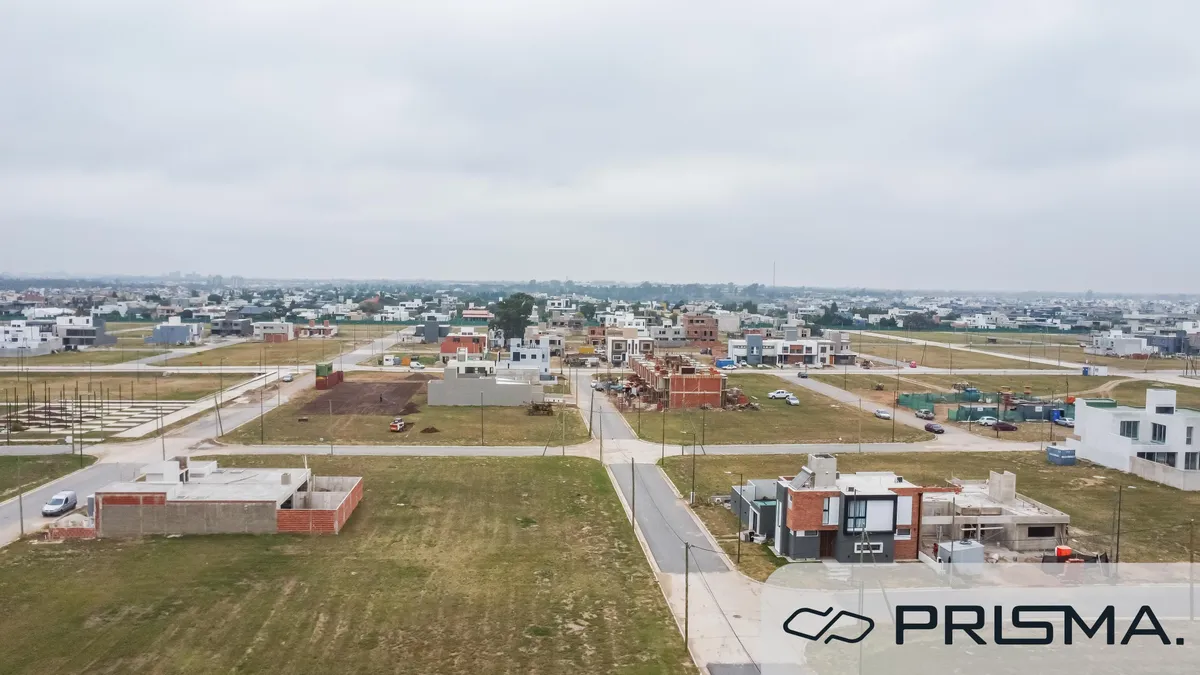 LOTE – 290M2 – BRISAS DE MANANTIALES